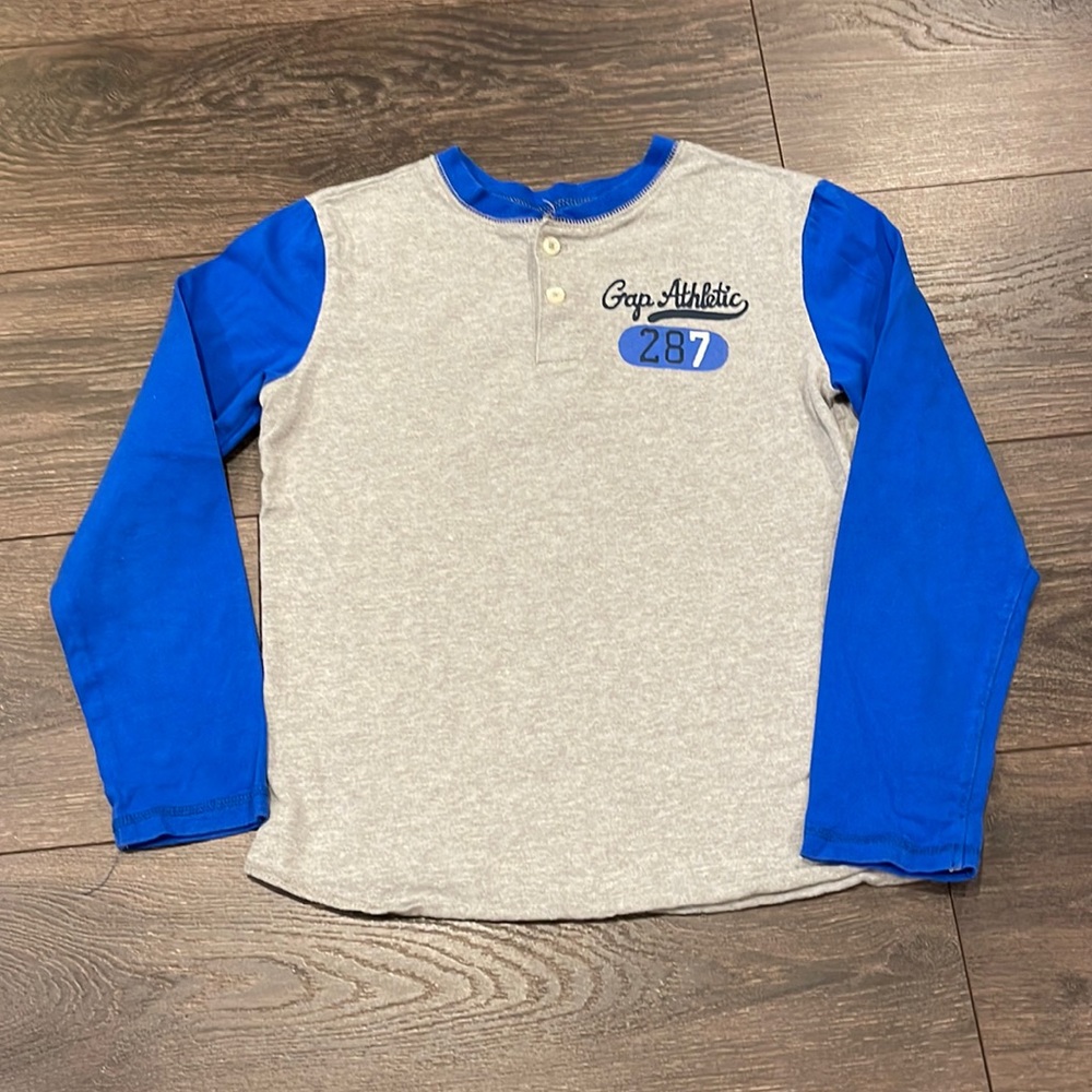 Gap Kid’s Boy’s Long Sleeve T-Shirt